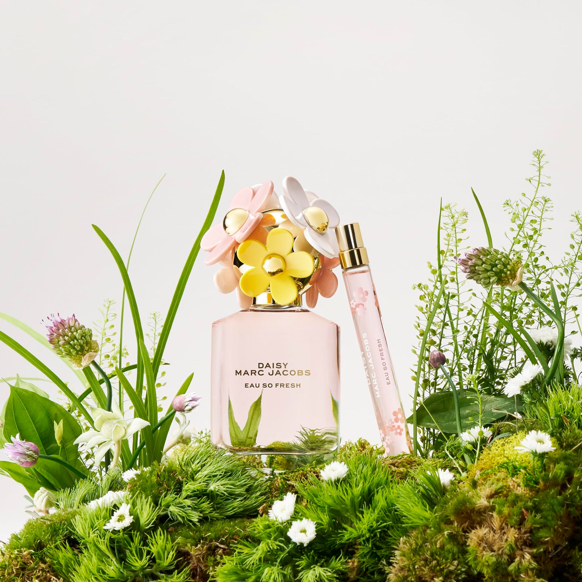 Marcc Jacobss Daisyy Eau So Fresh Eau de Toilette – Fresh Floral Women's 100ml (AURA VELVET)
